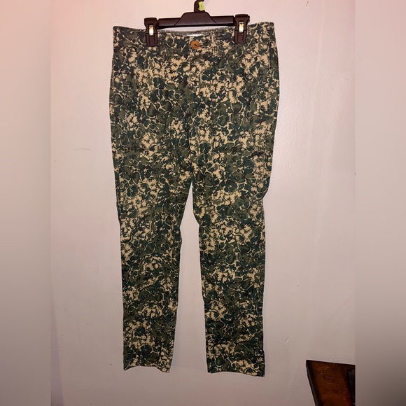 Anthropologie Hei Hei Sylvan Green/Tan Camo Floral Straight Leg Roll Up Pants - Picture 2 of 12